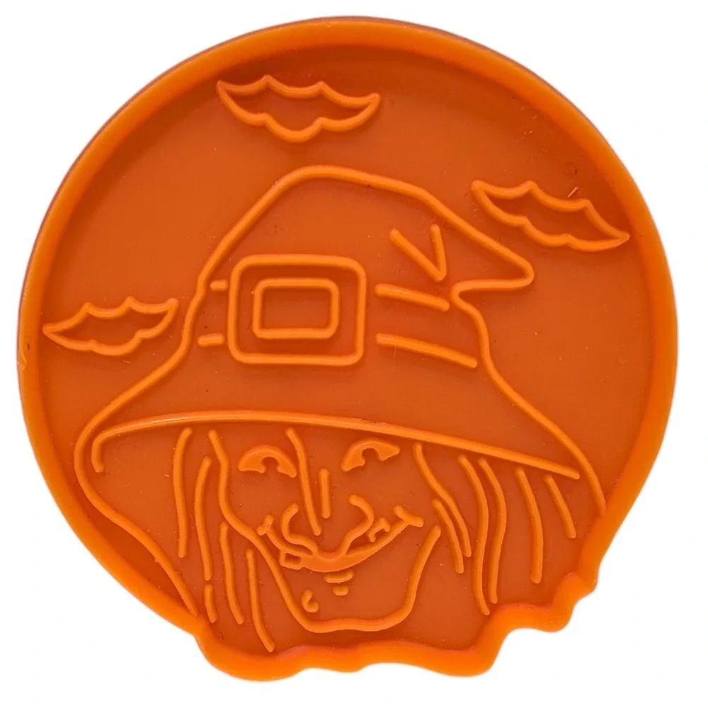 Vintage Witches Cookie Cutters Orange Spooky Play Doh Fun‎ Halloween Set Of Four